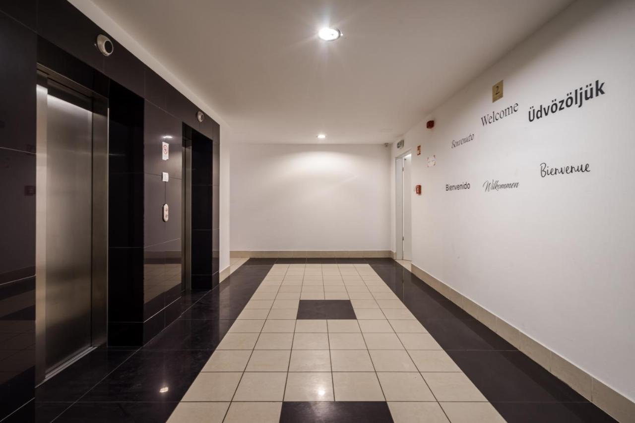 Bpr City Lodge Apartments Budapest Bagian luar foto