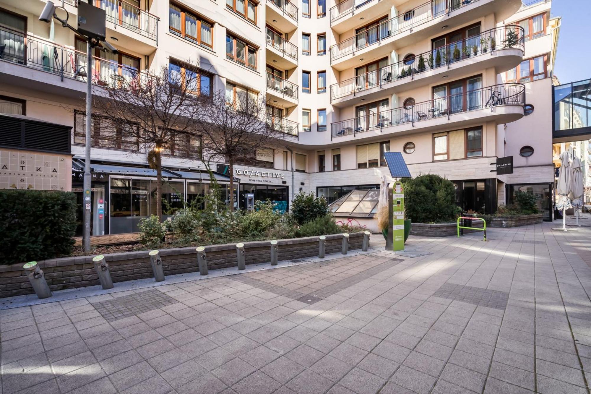 Bpr City Lodge Apartments Budapest Bagian luar foto