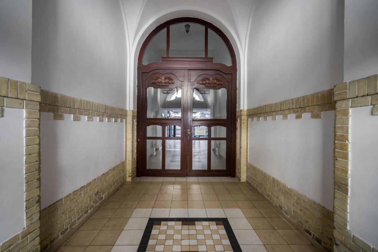 Bpr City Lodge Apartments Budapest Bagian luar foto