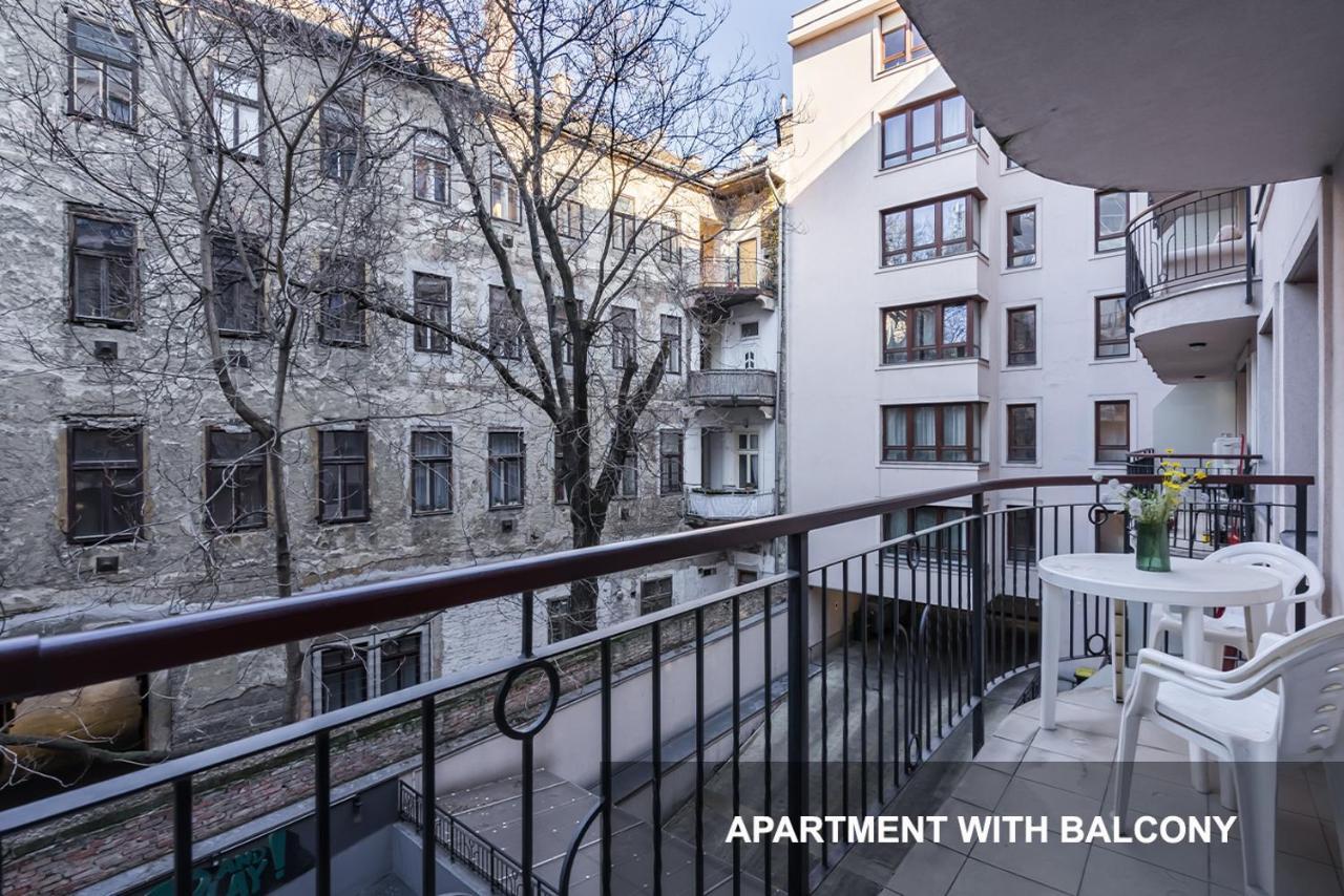 Bpr City Lodge Apartments Budapest Bagian luar foto